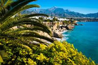 Nerja - Blick vom Balc&oacute;n de Europa in Richtung Osten